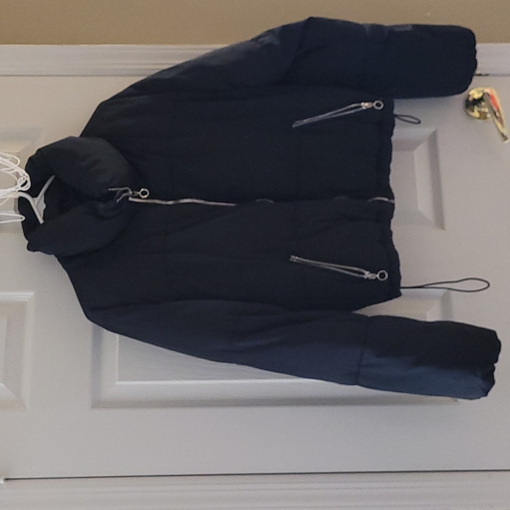 Black jacket - Picture 2 of 3